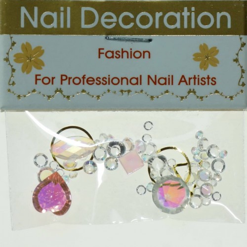 APLICATII STRASURI ORNAMENTE MODELE UNGHII MANICHIURA 