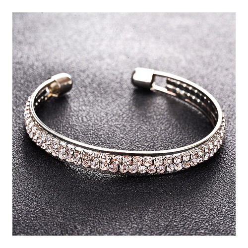 BRATARA ARGINTIE CU STRASURI B008